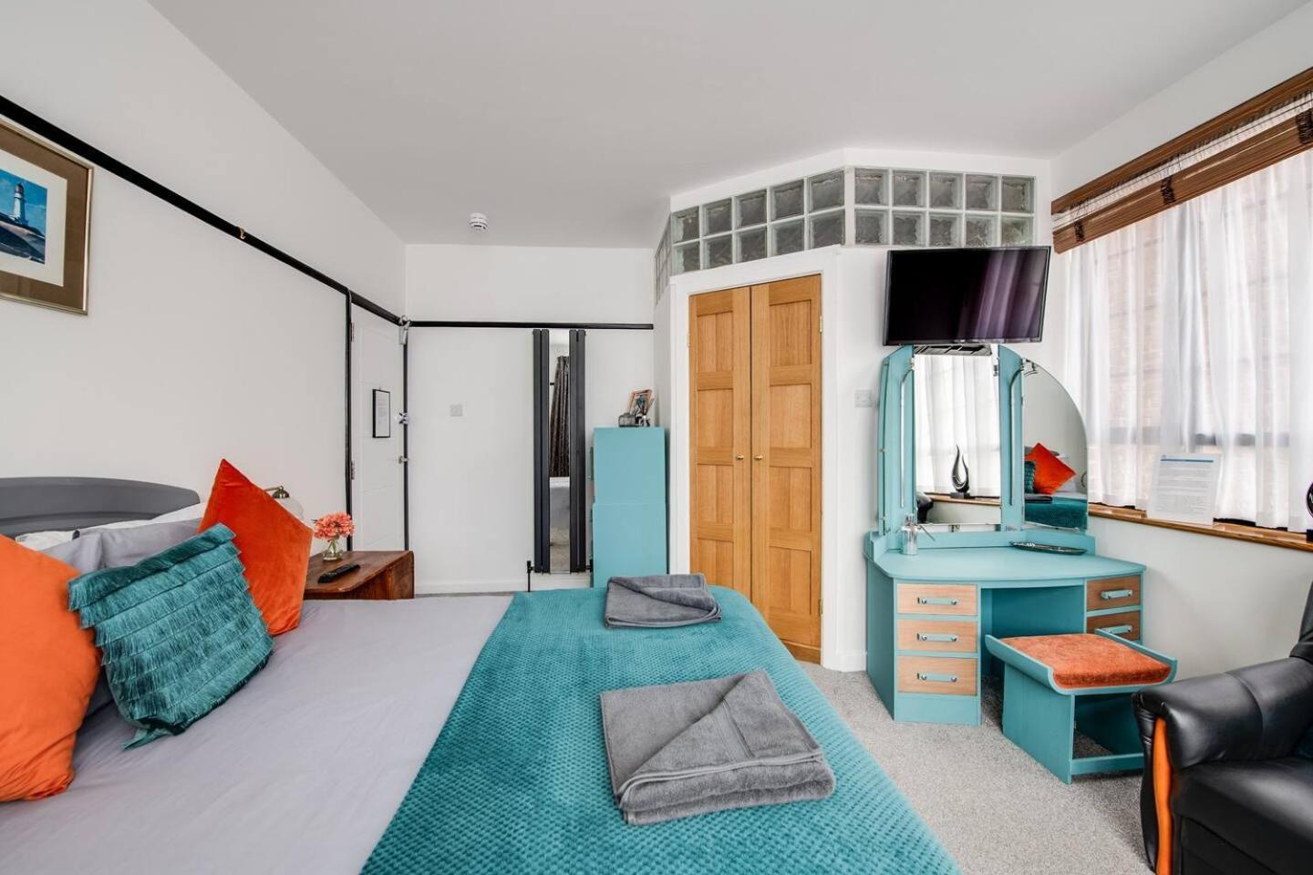 Ferryman Apartments By Places To Be Portsmouth Exterior foto